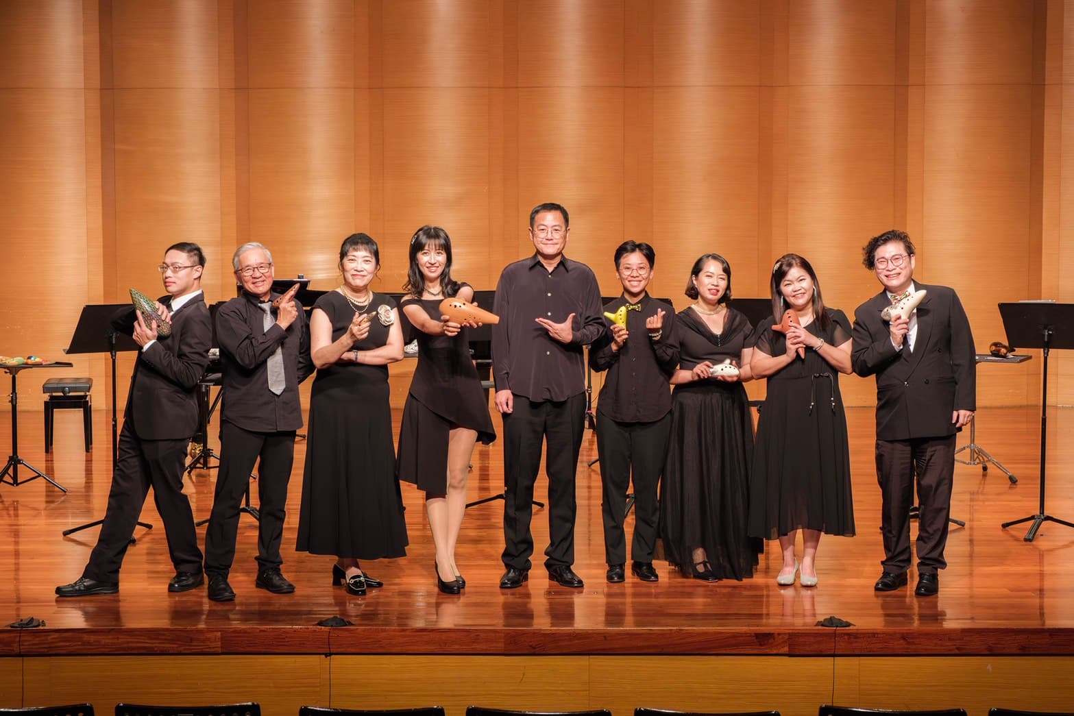 Rubato 陶笛音樂藝術樂團團員合影